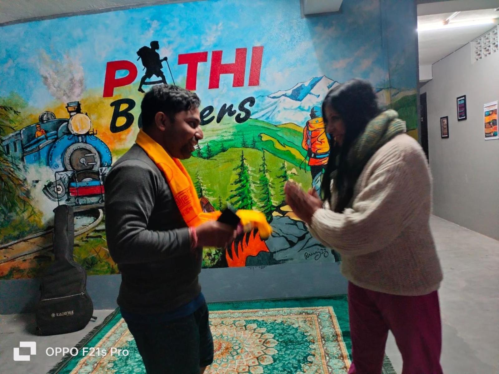 Pathi Bunkers Hostel Darjeeling  Bagian luar foto