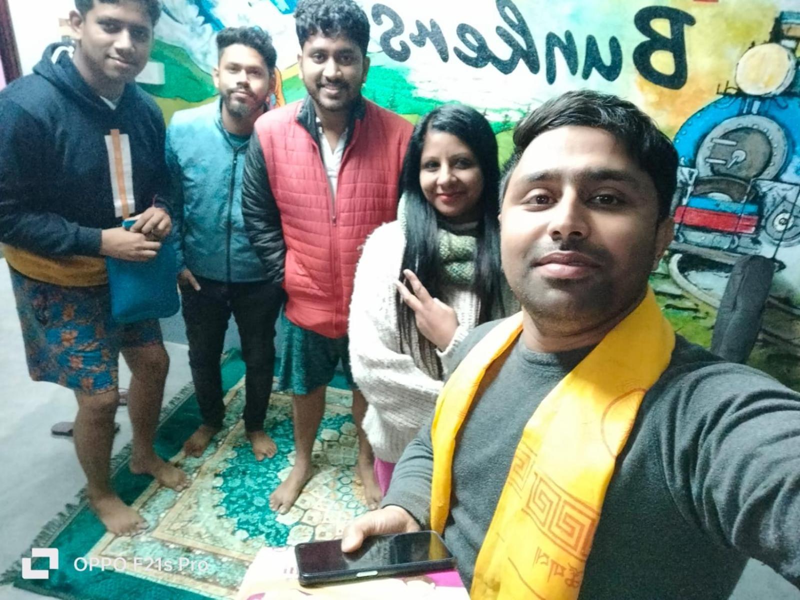 Pathi Bunkers Hostel Darjeeling  Bagian luar foto