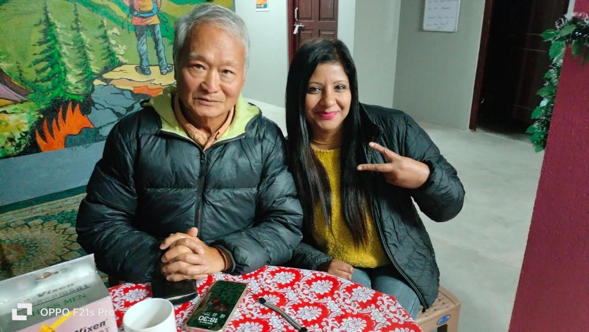 Pathi Bunkers Hostel Darjeeling  Bagian luar foto